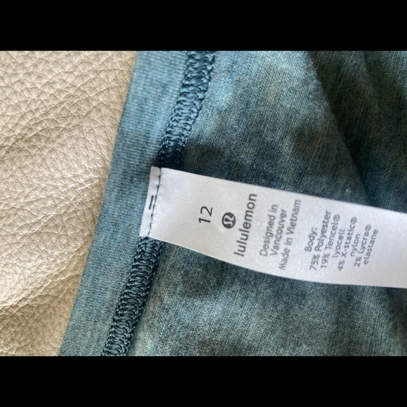 Lululemon Tie Front Twist Tank Top size 12 - Picture 8 of 8